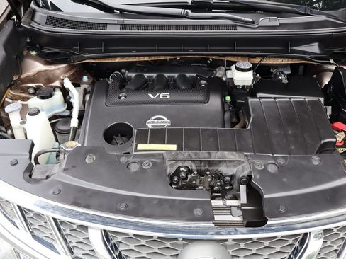 Used 2012 Nissan Murano SV AWD/4WD image 39