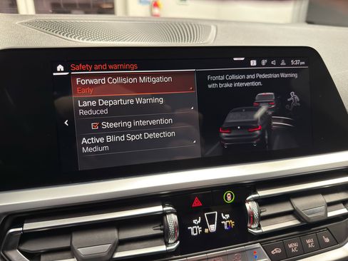 Used 2019 BMW 330i xDrive Sedan w/ Convenience Package image 22