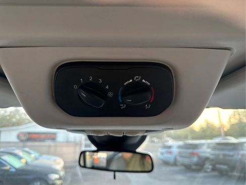 Used 2017 Ford Transit 350 XL RWD image 23