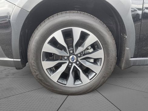 Used 2023 Subaru Outback Limited image 25