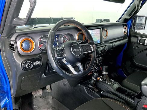 Used 2022 Jeep Gladiator Mojave w/ Trailer Tow Package image 18