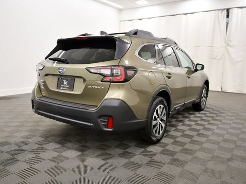 Used 2022 Subaru Outback Premium AWD/4WD image 8