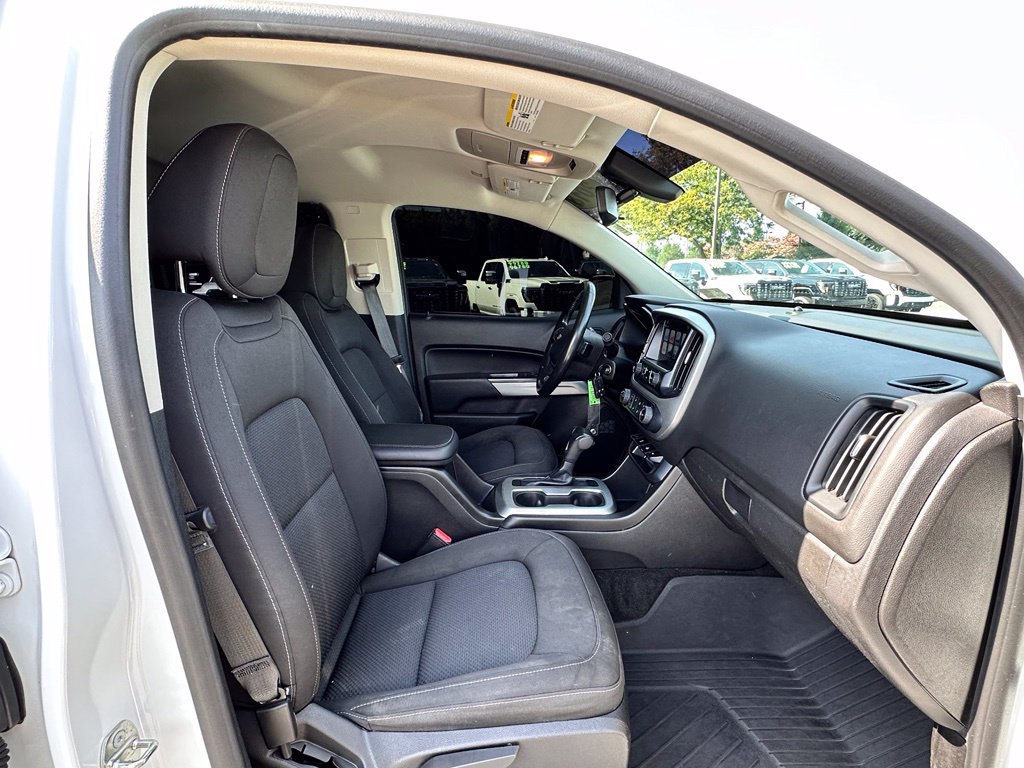 Used 2018 Chevrolet Colorado LT AWD/4WD image 11