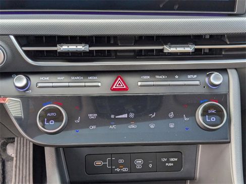 New 2024 Hyundai Sonata Limited image 24