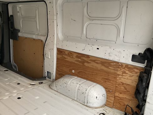 Used 2012 Nissan NV 2500 S w/ Side Curtain Airbag Pkg image 35