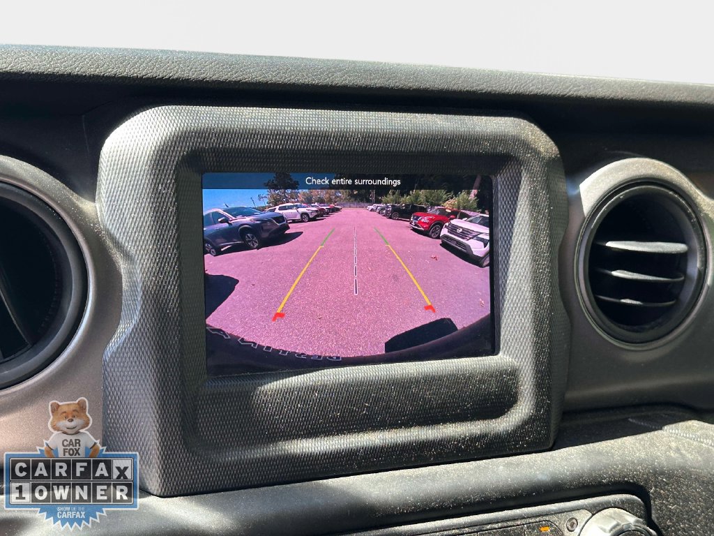 Used 2023 Jeep Wrangler Unlimited w/ Cold Weather Group AWD/4WD image 30