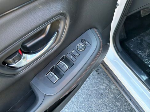 New 2026 Honda HR-V Sport image 13