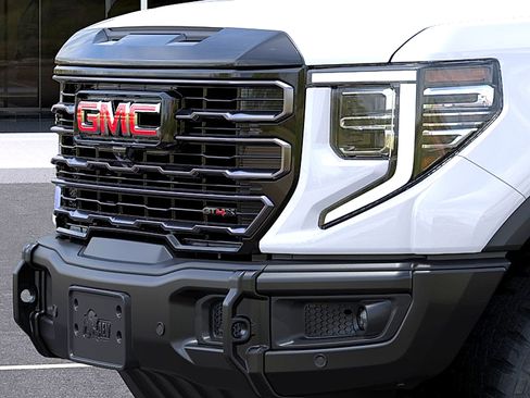 New 2026 GMC Sierra 1500 AT4X w/ LPO, Black Badging Package AWD/4WD image 13