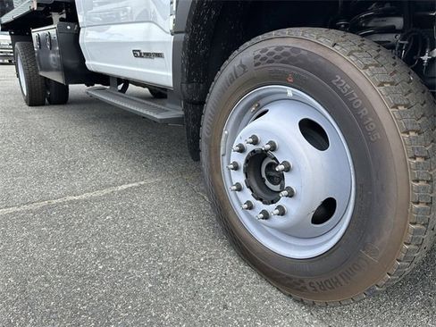 New 2024 Ford F550 4x4 Regular Cab Super Duty image 11