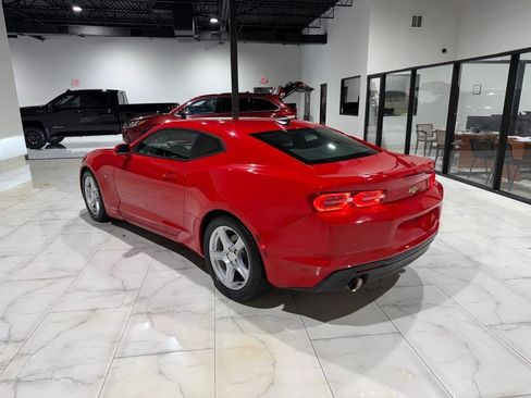 Used 2023 Chevrolet Camaro LT RWD image 11