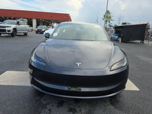 Used 2024 Tesla Model 3 Standard Range RWD image 2
