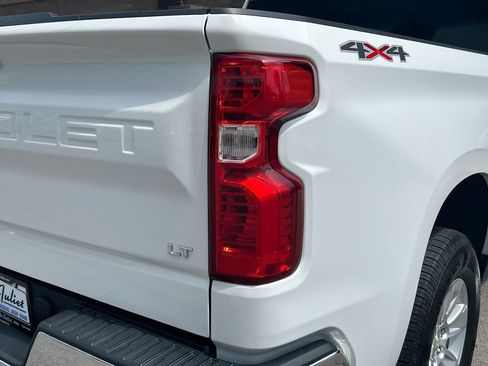 Used 2023 Chevrolet Silverado 1500 LT w/ Protection Package AWD/4WD image 11