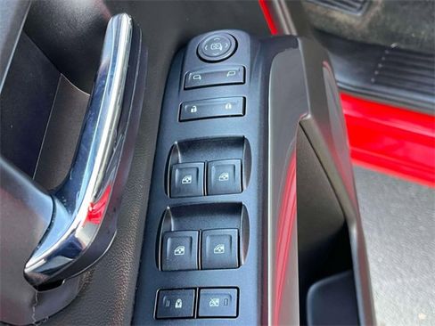 Used 2018 Chevrolet Silverado 1500 LT image 26