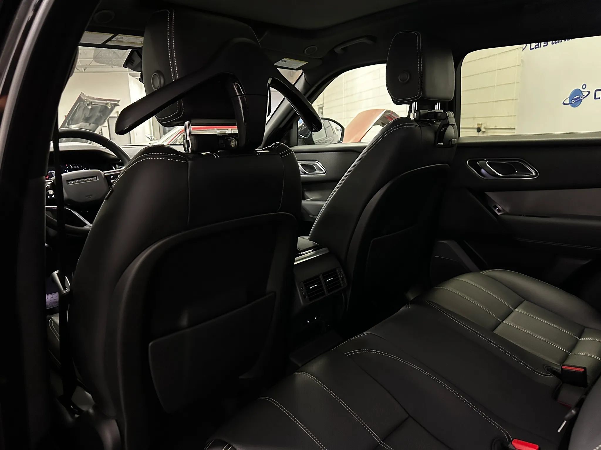 Used 2023 Land Rover Range Rover Velar S AWD/4WD image 13