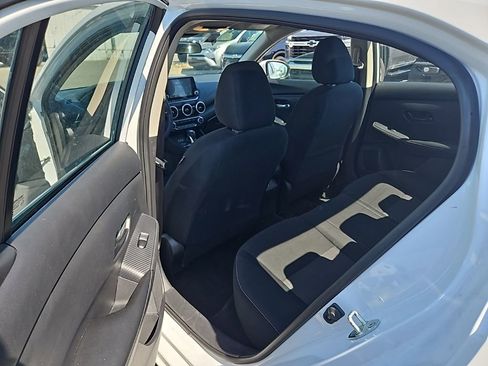 Used 2024 Nissan Sentra SV image 9