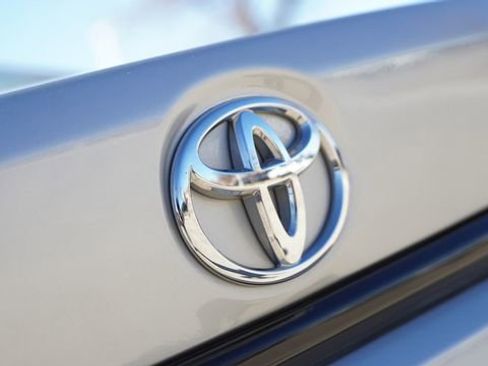 Used 2024 Toyota Corolla LE image 12