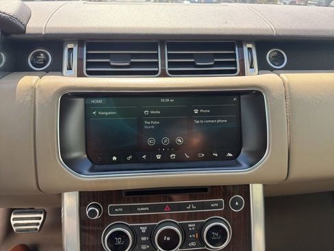 Used 2017 Land Rover Range Rover Supercharged AWD/4WD image 7
