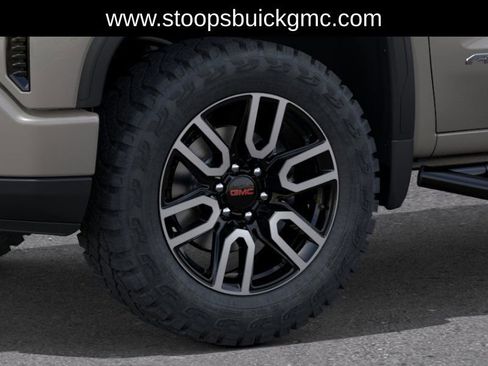 New 2026 GMC Sierra 1500 AT4 w/ AT4 Premium Package image 9
