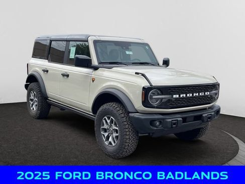 New 2025 Ford Bronco Badlands AWD/4WD image 7