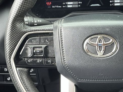 Used 2024 Toyota Tundra Limited AWD/4WD image 12
