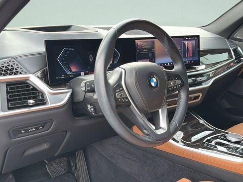 Used 2024 BMW X5 sDrive40i w/ Parking Assistance Package image 12