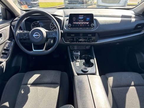 Used 2024 Nissan Rogue SV image 23