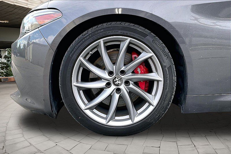 Used 2023 Alfa Romeo Giulia Sprint RWD image 7
