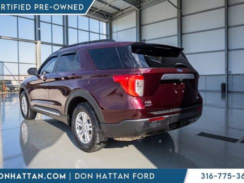 Certified 2022 Ford Explorer XLT w/ Class IV Trailer Tow Package AWD/4WD image 29