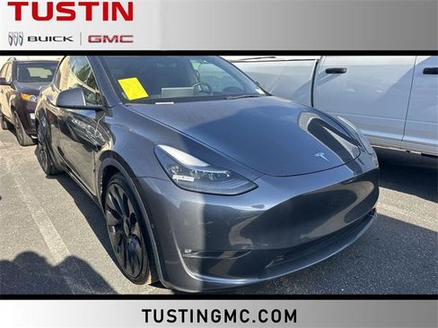 Used 2022 Tesla Model Y Performance image 1