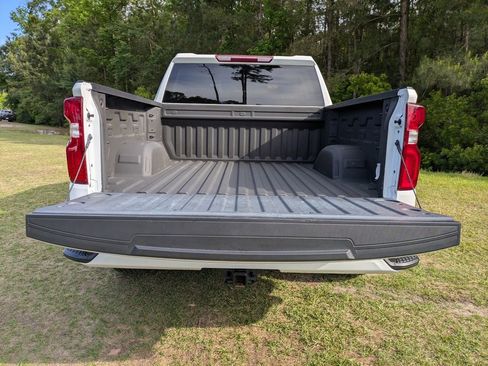 Used 2024 Chevrolet Silverado 1500 RST AWD/4WD image 13