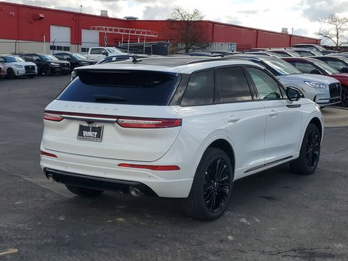 New 2026 Lincoln Corsair Premiere image 4