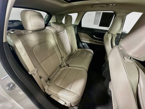 Certified 2022 Lincoln Corsair Reserve w/ Equipment Group 201A AWD/4WD image 28