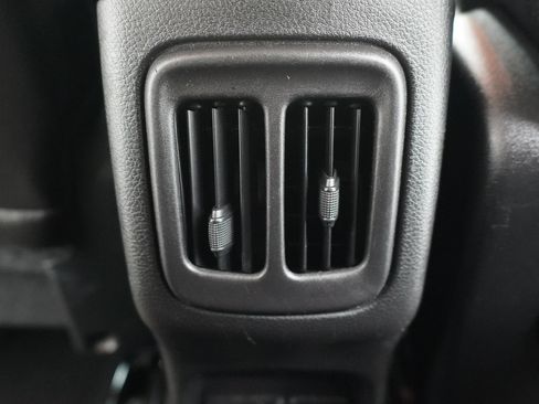 Used 2021 Jeep Compass Limited AWD/4WD image 26