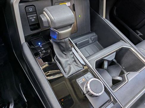 Used 2022 Toyota Tundra Limited image 13