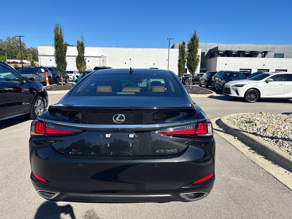 Certified 2025 Lexus ES 350 Ultra Luxury FWD image 4