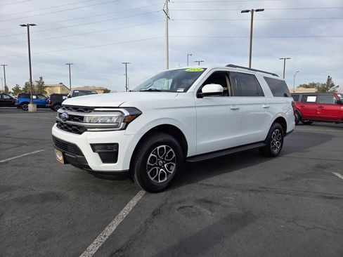 Certified 2024 Ford Expedition Max XLT image 2