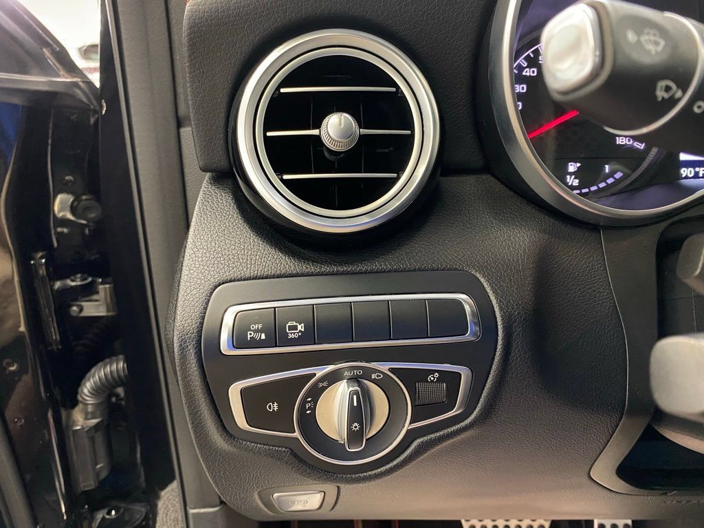 Used 2019 Mercedes-Benz GLC 43 AMG 4MATIC image 15