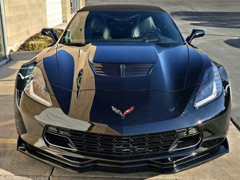 Used 2016 Chevrolet Corvette Z06 w/ Z07 Performance Package image 9