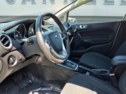 Used 2016 Ford Fiesta SE FWD image 16