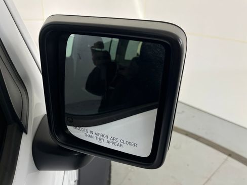 Used 2025 Jeep Wrangler Willys image 50