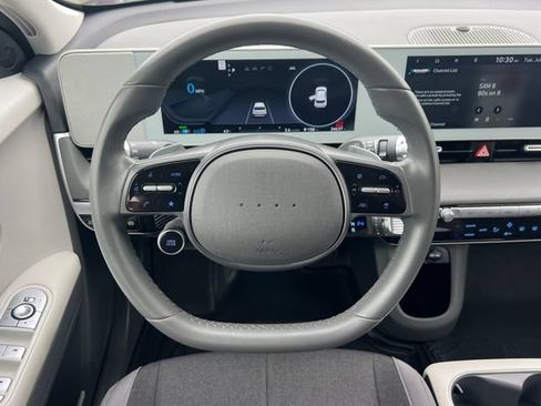 Certified 2024 Hyundai Ioniq 5 SE RWD image 18