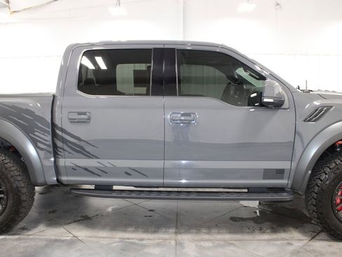 Used 2018 Ford F150 Raptor w/ Equipment Group 802A Luxury image 11