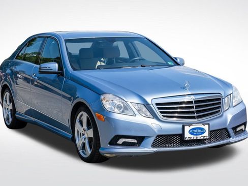Used 2011 Mercedes-Benz E 350 4MATIC Sedan image 7