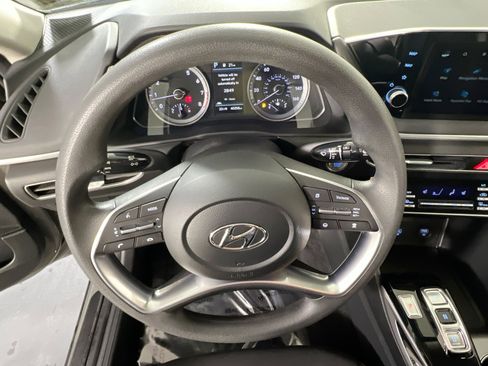 Used 2023 Hyundai Sonata SEL image 11