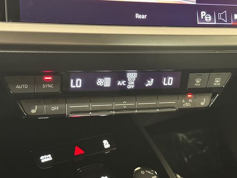 Certified 2023 Audi Q4 e-tron Prestige AWD/4WD image 20