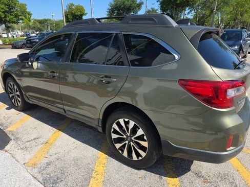 Used 2017 Subaru Outback 2.5i Limited AWD/4WD image 5
