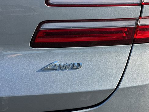 Used 2024 Genesis GV80 2.5T image 50