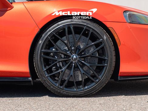 Used 2023 McLaren GT image 29
