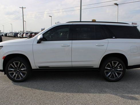 Used 2023 Cadillac Escalade Sport Platinum image 9