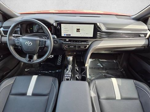 Used 2025 Toyota Camry SE w/ Multimedia Upgrade Package FWD image 17